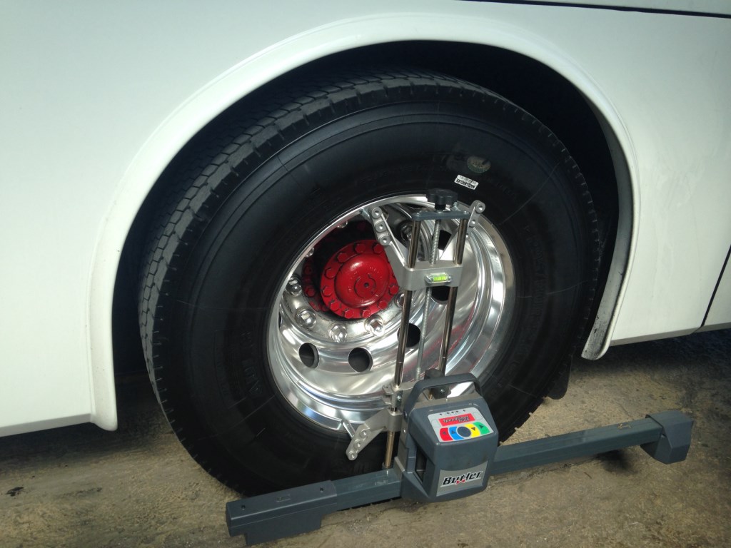 Avtoservis, vulkanizerstvo in avtopralnica GREGORC